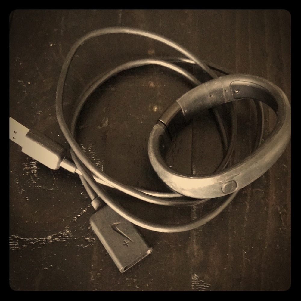 Nike fit band